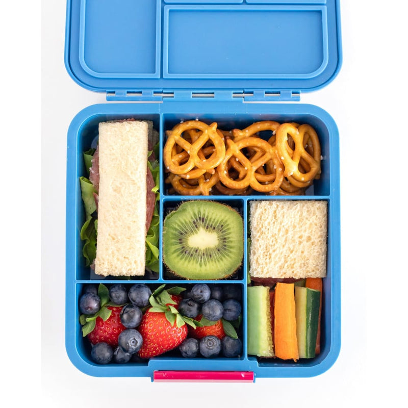 files/lunch-punch-sandwich-cutters-bento-cutter-yum-kids-store-921.jpg