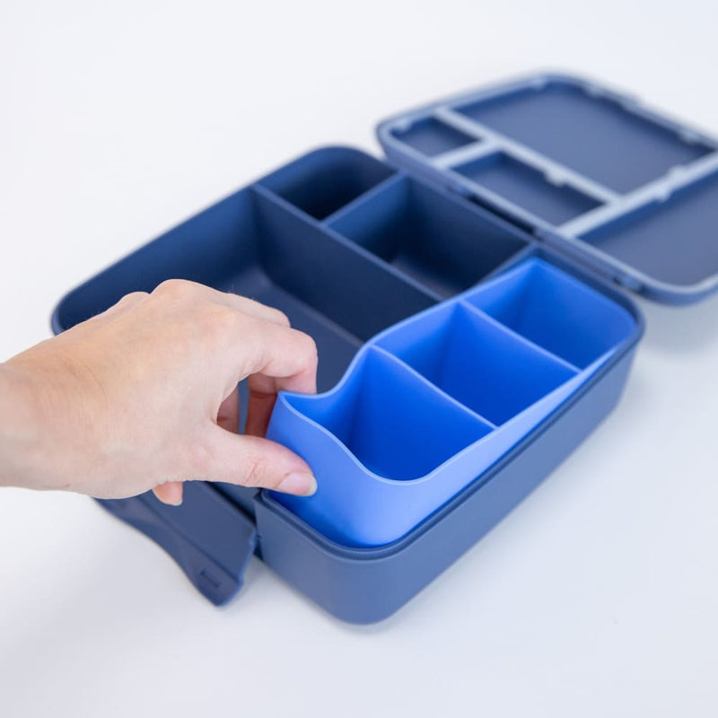 files/navy-feast-bento-leakproof-lunchbox-for-kids-adults-montii-yum-store-712.jpg