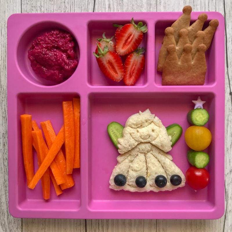 products/lunch-punch-pairs-cutters-princess-sandwich-cutter-yum-kids-store-dish-meal-food-453.jpg